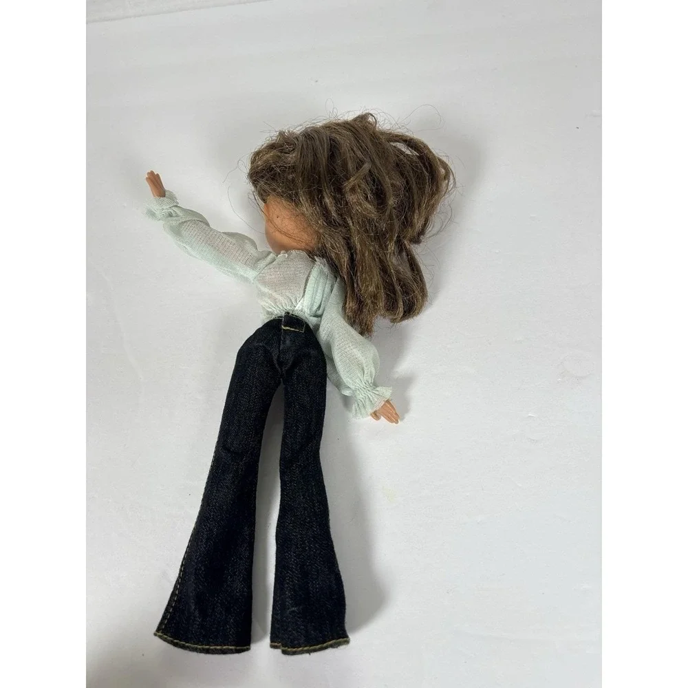 Bratz Doll Yasmin 2001 MGA Brown Hair Y2K Fashion Doll w/ Outfit TLC